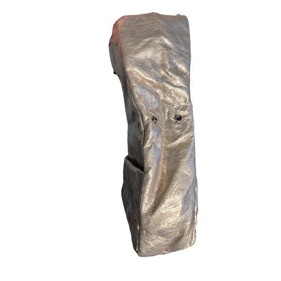 Balenciaga NWT Small Monaco Shoulder Bag in Beige/Gold - Picture 10 of 16